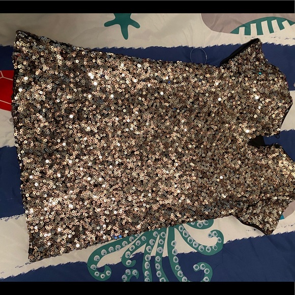 Girls classy dress - Picture 2 of 3